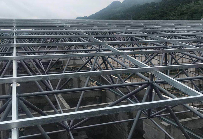 贵港仁怀冠英学校艺体楼网架