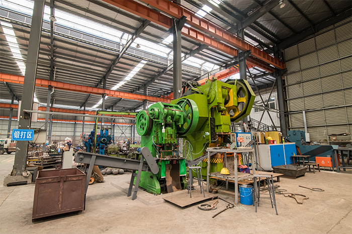 贵港网架配件-锥头加工车间